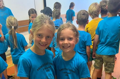 202353e1 27b2 4c5a adf9 ba69c625e069